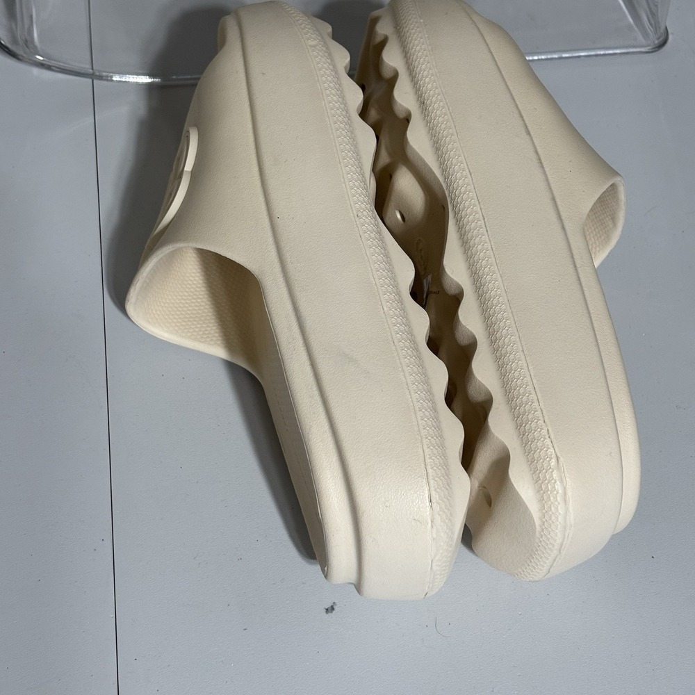 Bebe Women Malaga Pool Slider Bone 3D Logo Size 6 Open Toe Sandals - Picture 6 of 13